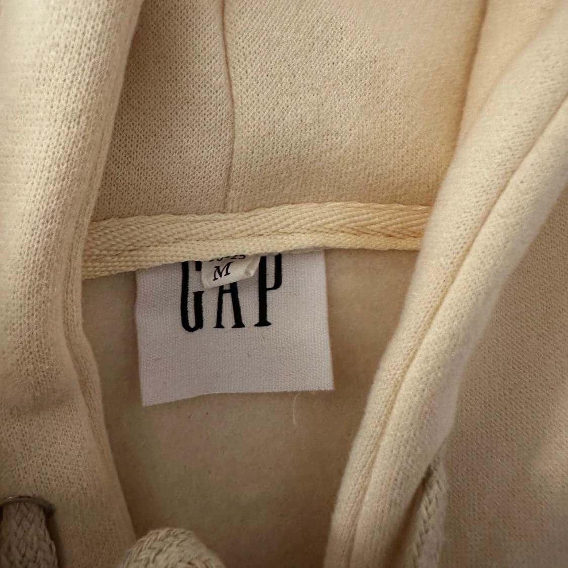 Beige hoodie från GAP - 1