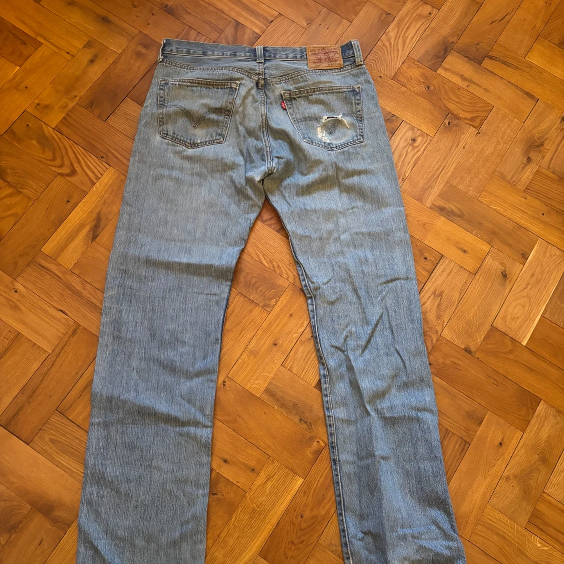 Levi's 501 jeans i ljusblå denim vintage - 1