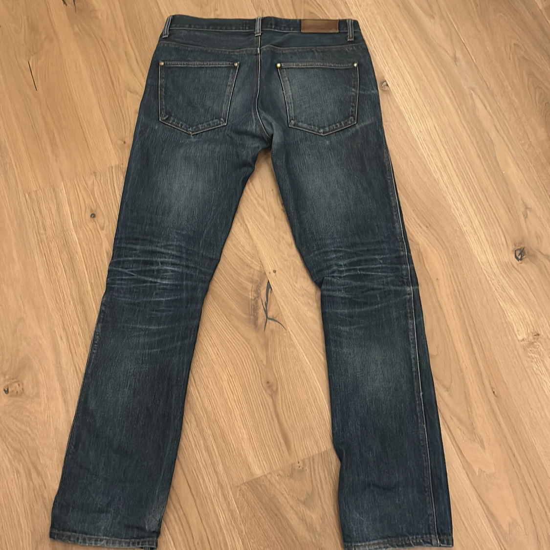 Mörkblå jeans från Acne - 1