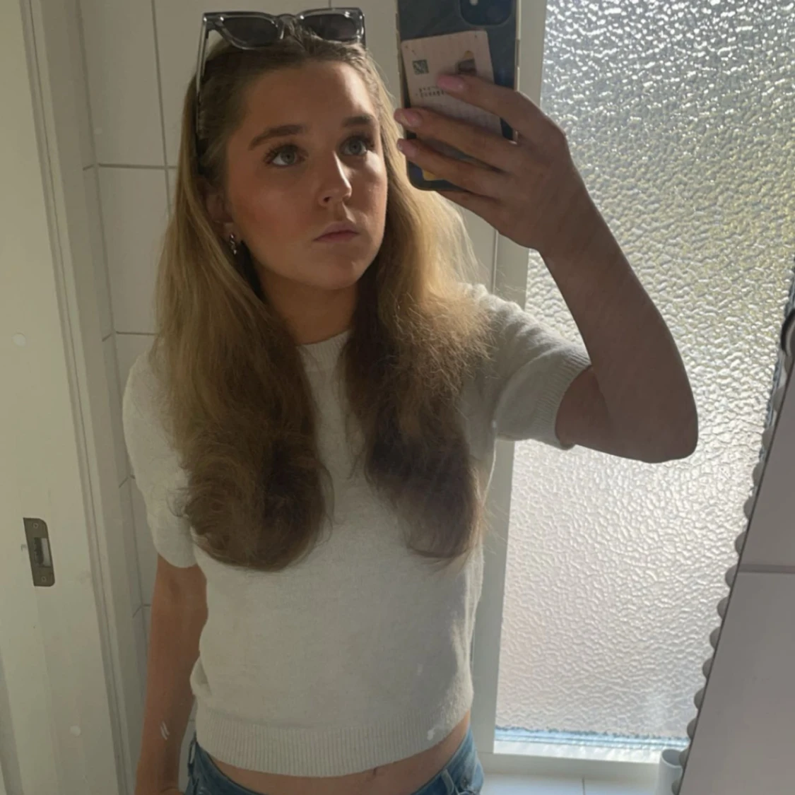 Vit kortärmad stickad tröja