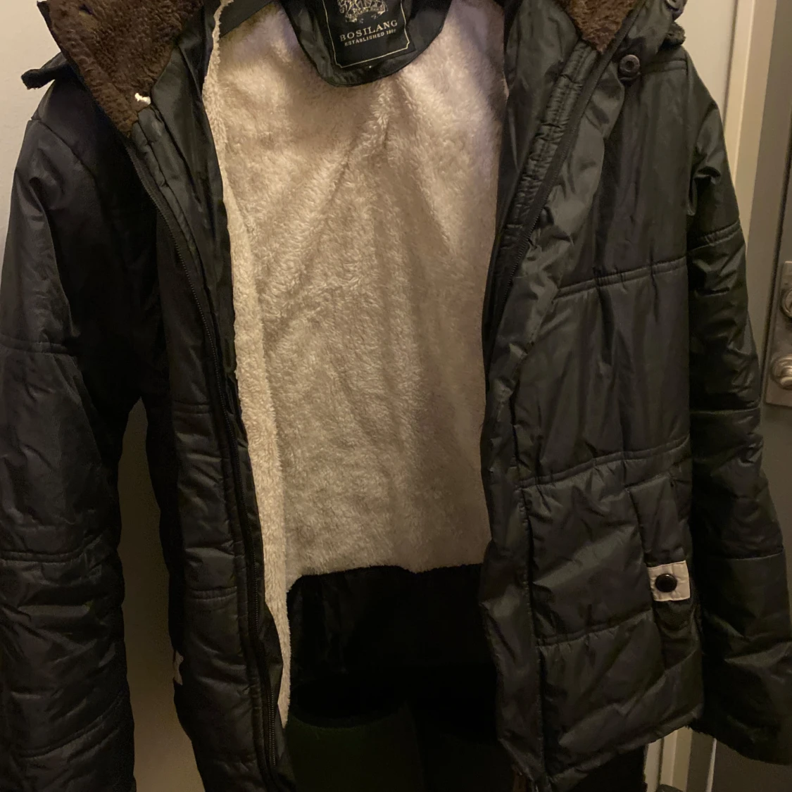 Svart jacka från Bosilang - 90