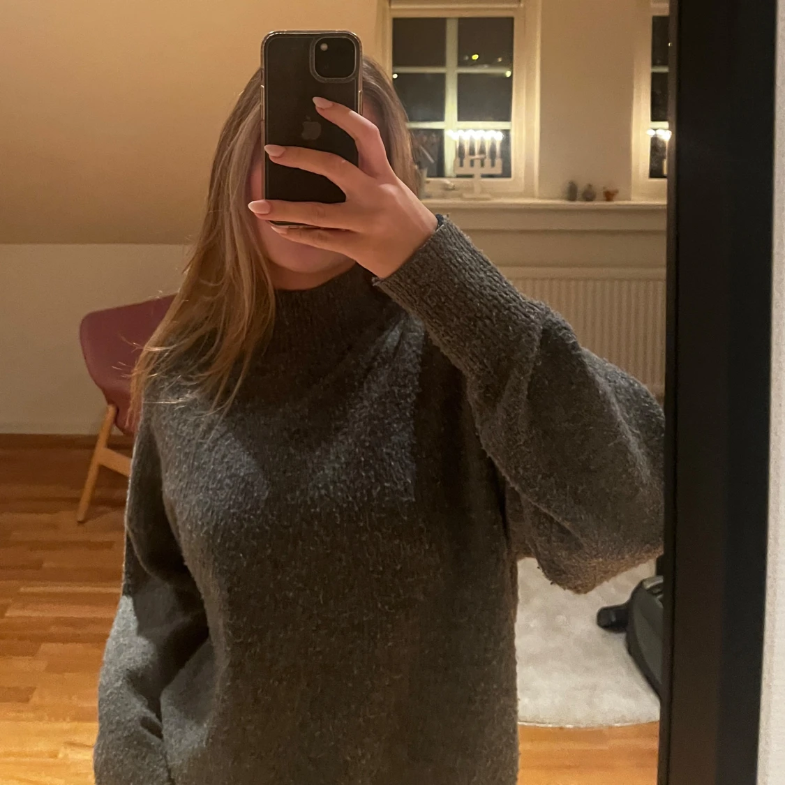 Mörkgrå stickad tröja - 91