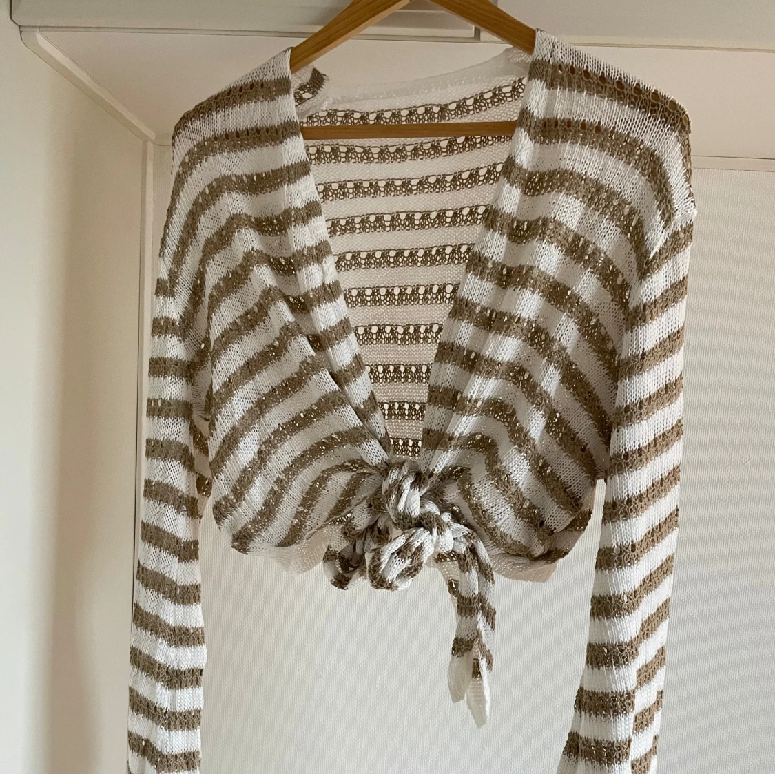 Stickad cardigan M - 92