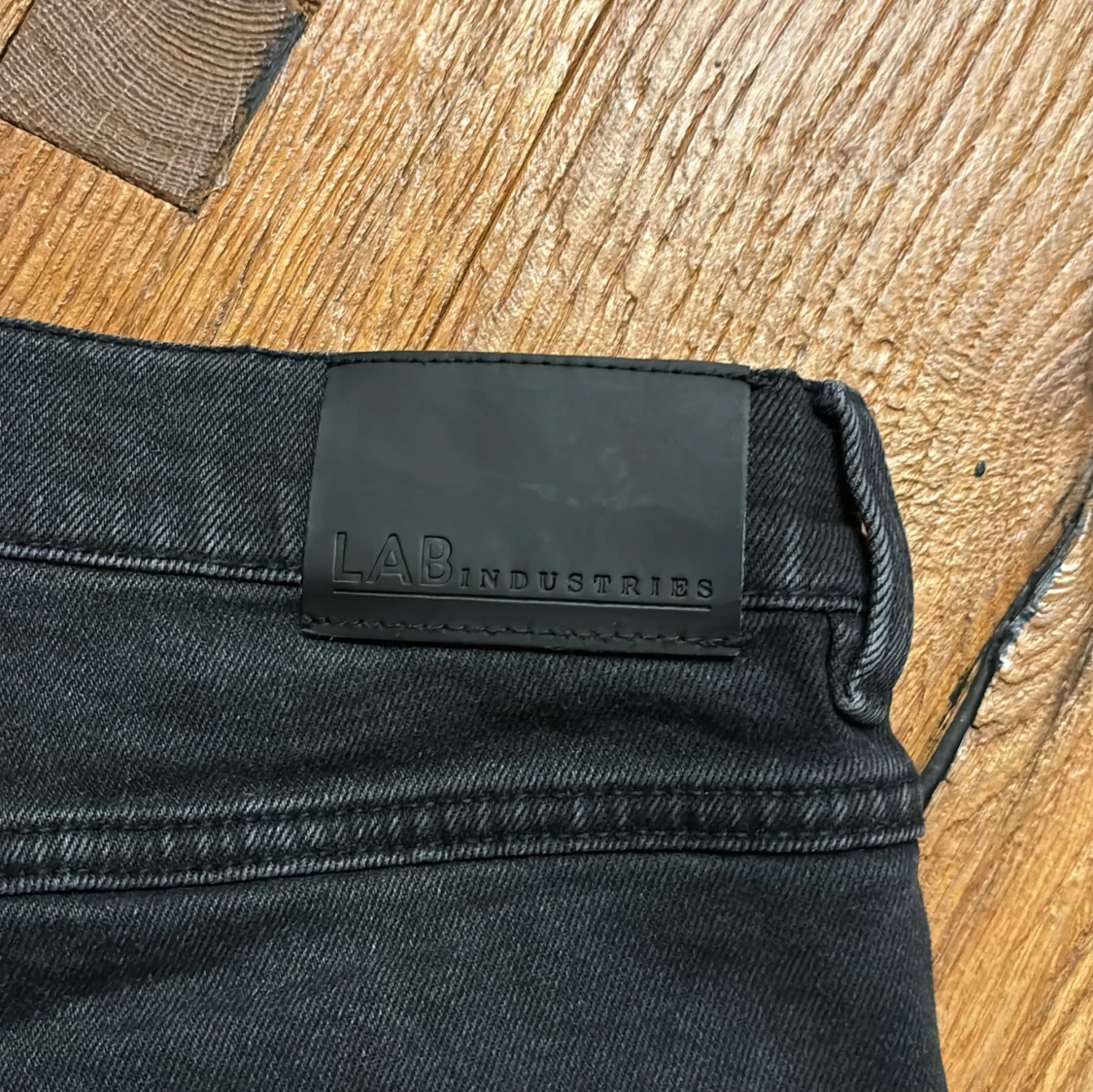 Svarta baggy jeans från LAB Industries - 91