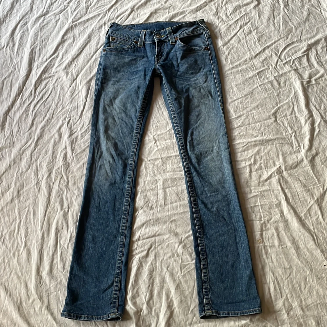 Lågmidjade raka true religion jeans  - 91