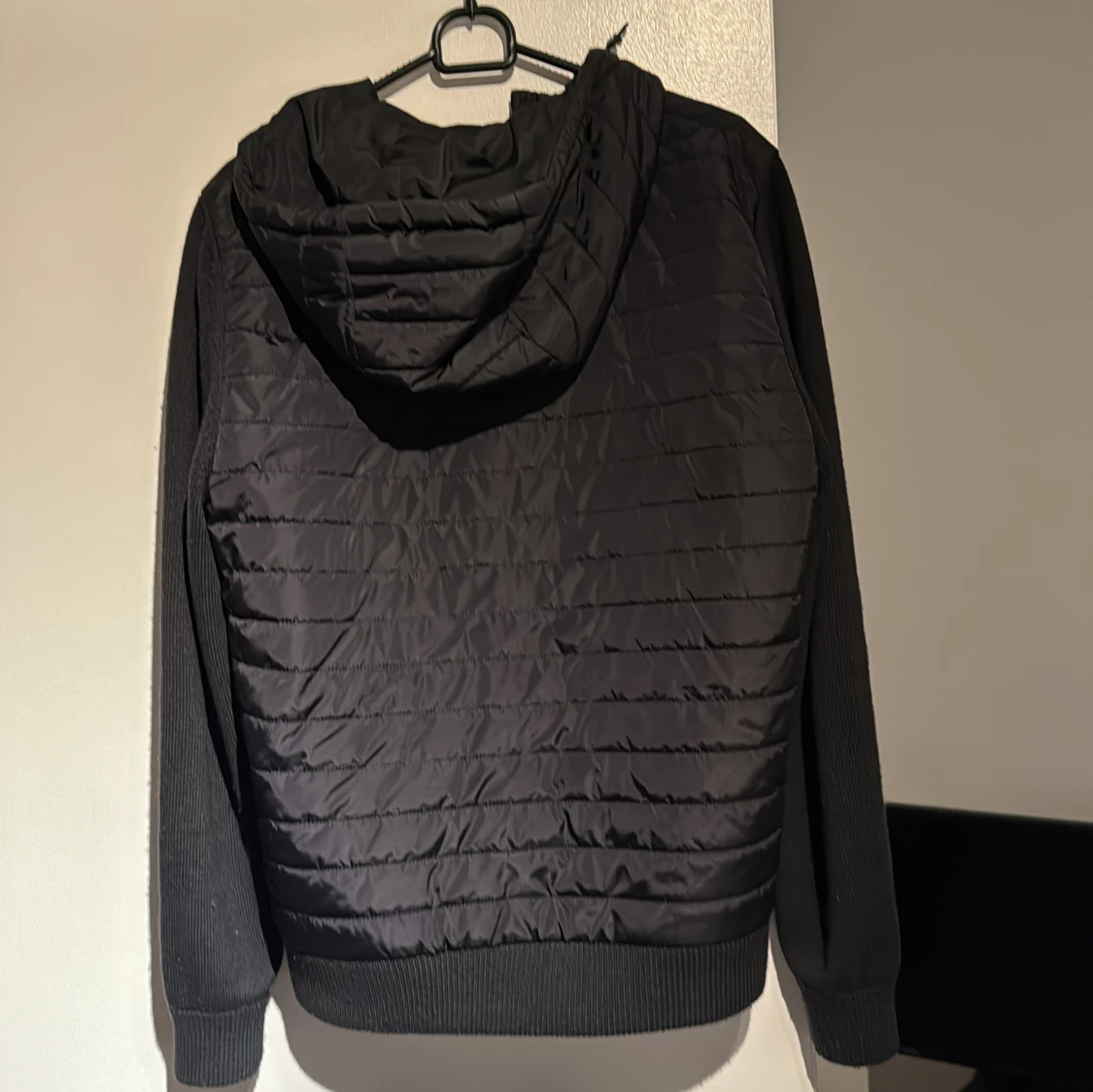 Svart jacka från J.Lindeberg - 91