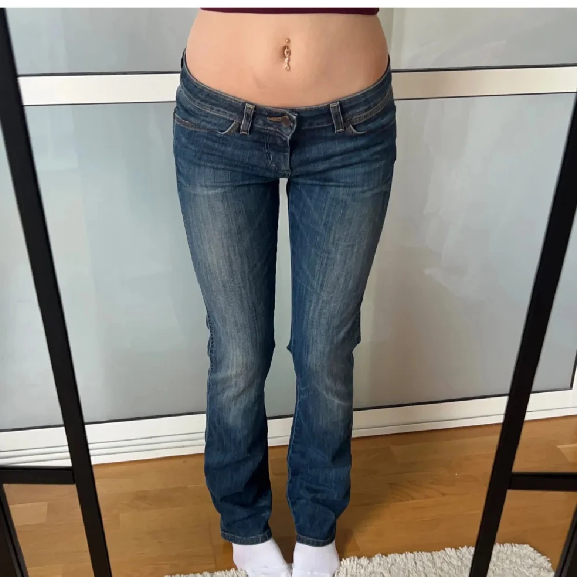 Blå jeans med bootcut - 91