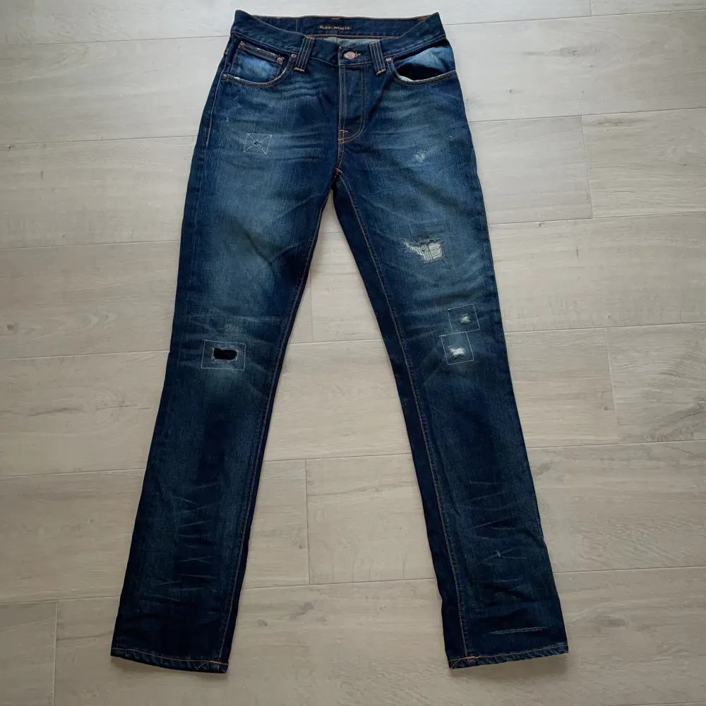 Säljer nu dessa sjukt snygga jeans i modellen ”Grim Tim” från Nudie! Jeansen är i toppenskick 9/10, och inga defekter förekommer. Storlek 30/32. Hör av dig vid intresse! 💫. Jeans & Byxor.