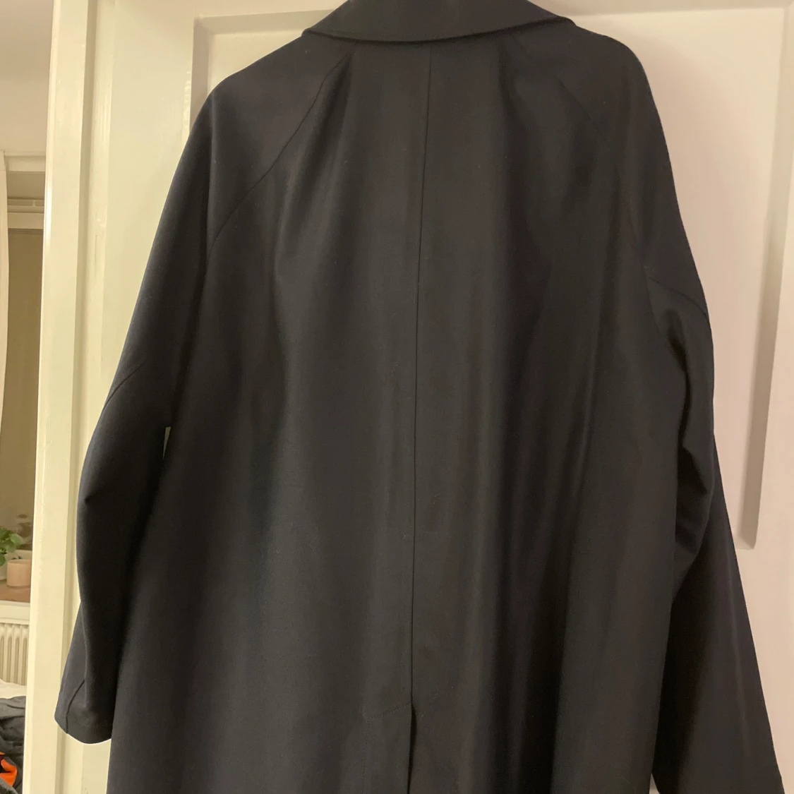 Svart rock från J.Lindeberg - 91