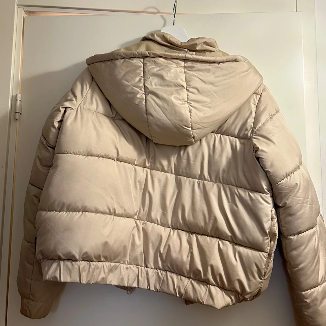 Beige jacka Nelly - 90