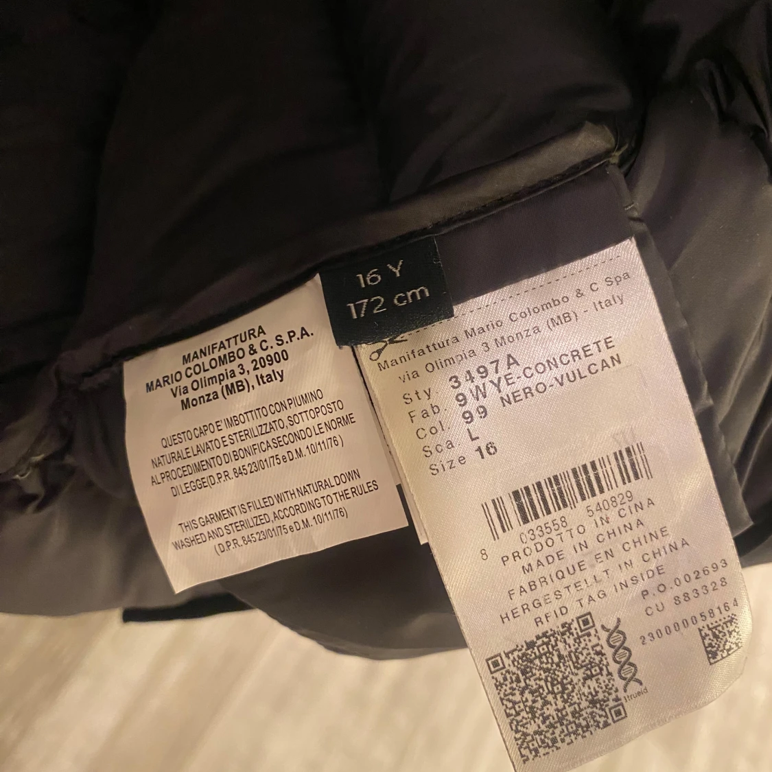 Svart dunjacka från Colmar - 93