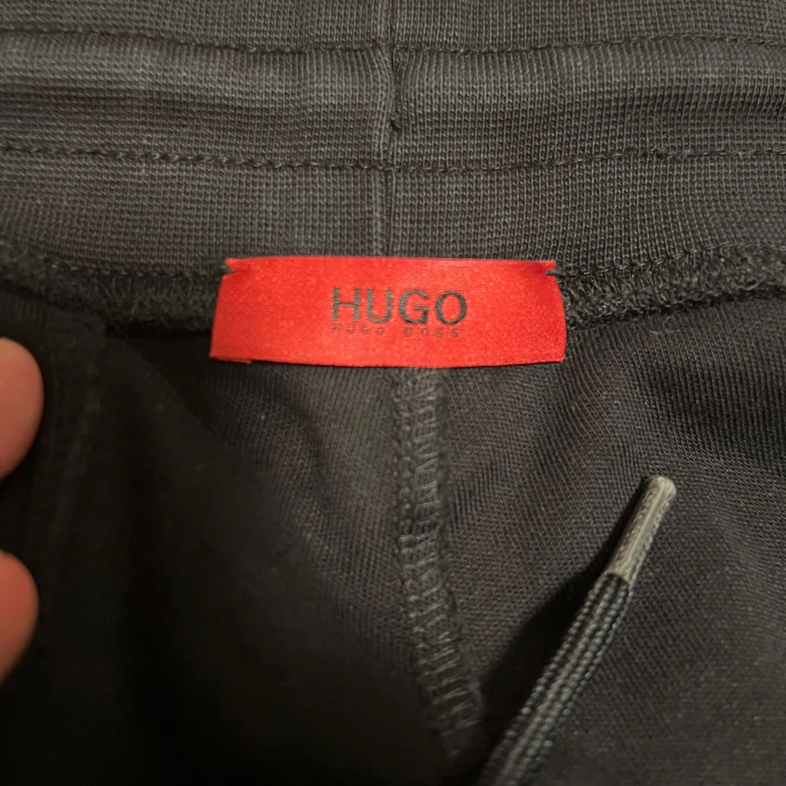Hugo boss byxor - 90