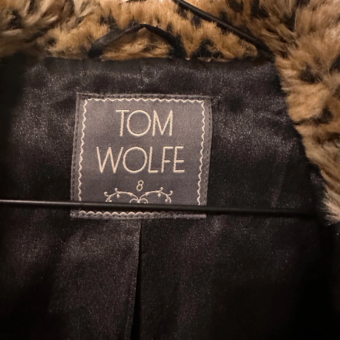 Leopardmönstrad pälsjacka från Tom Wolfe - 91