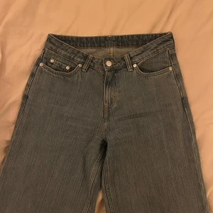 Ample Weekday jeans - W26 L34