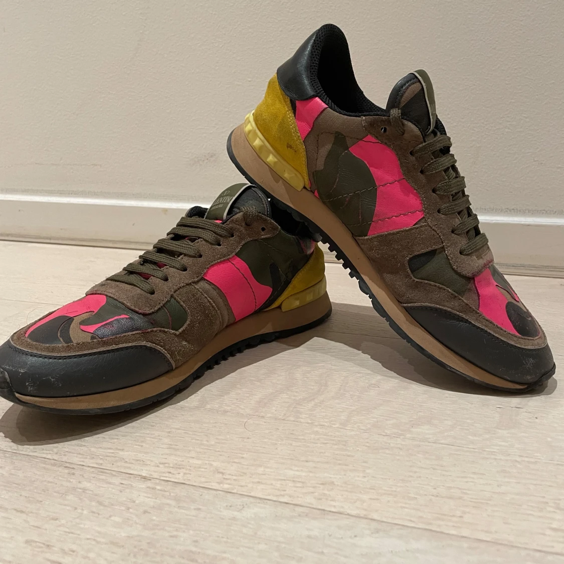 Valentino Rockrunner sneakers i camouflage