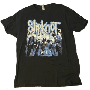 Slipknot - Tattered & Torn t-shirt - Ball Slipknot T-shirt från EMP! Sitter TTS