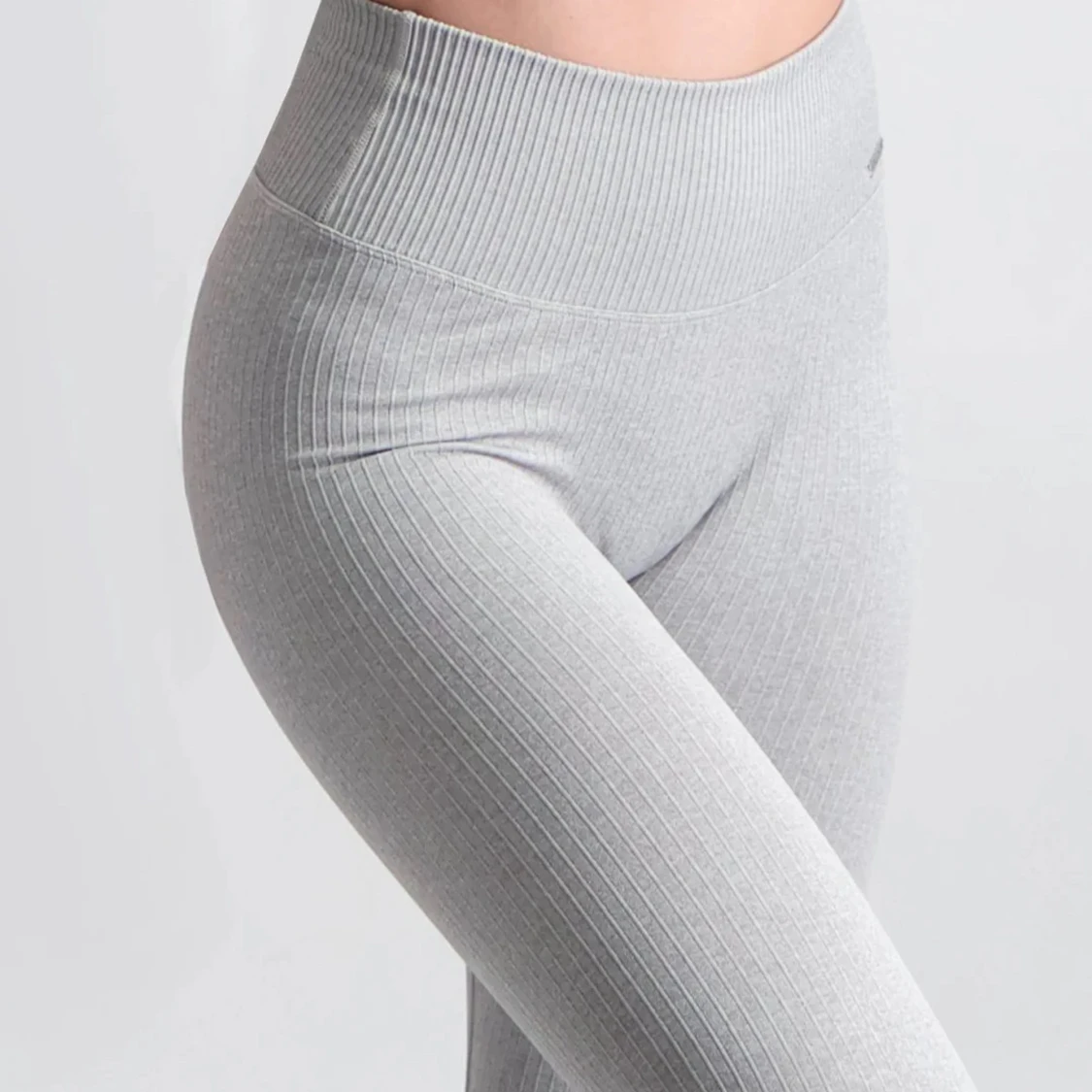 Grå ribbade leggings Aimn