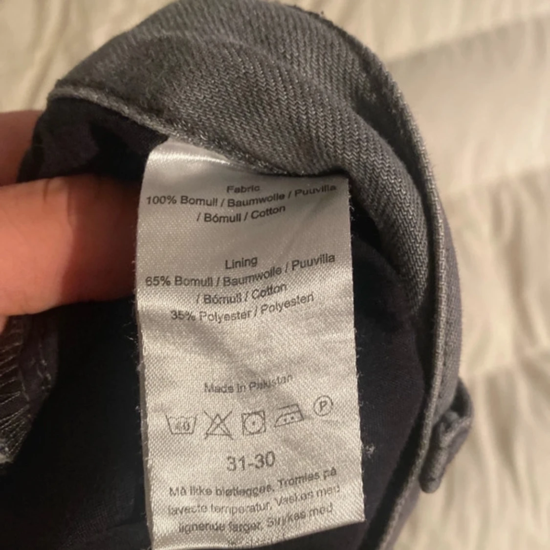 Grå jeans från Dressmann - 92