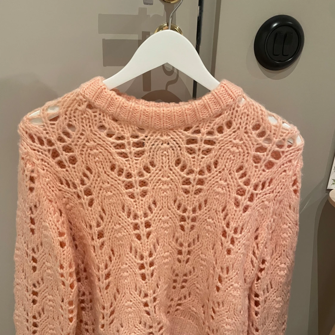 Rosa stickad tröja - 91