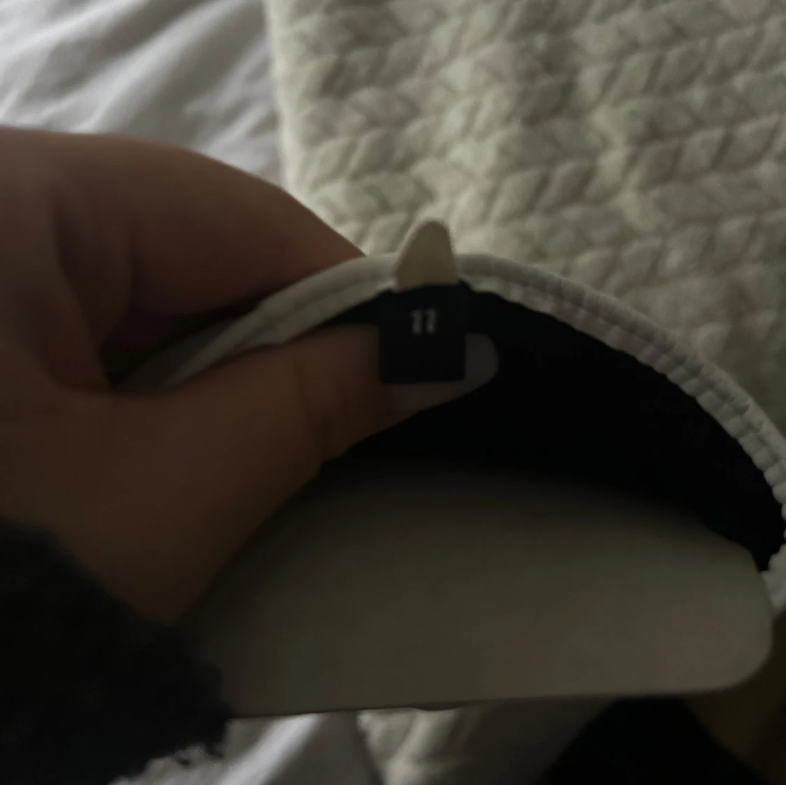 Vita handskar från CWD - 91