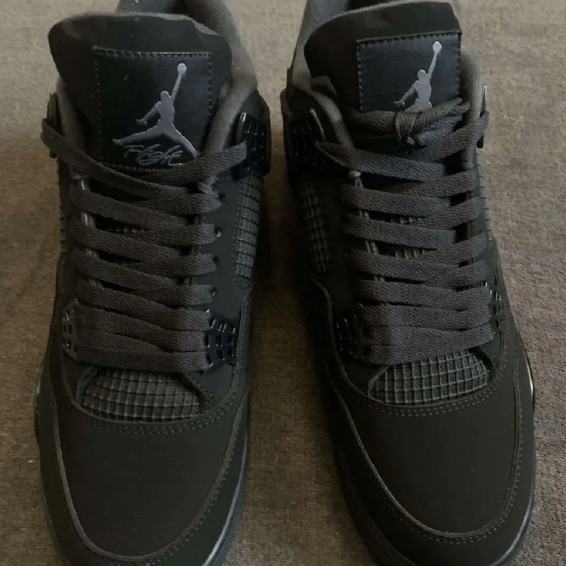 Svarta Nike Air Jordans - 1