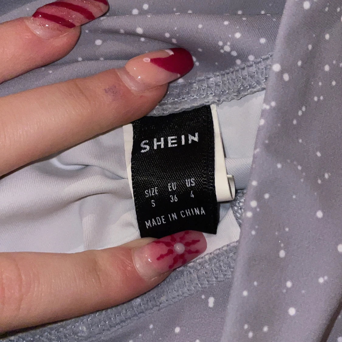 Grå sporttopp och leggings från Shein - 92