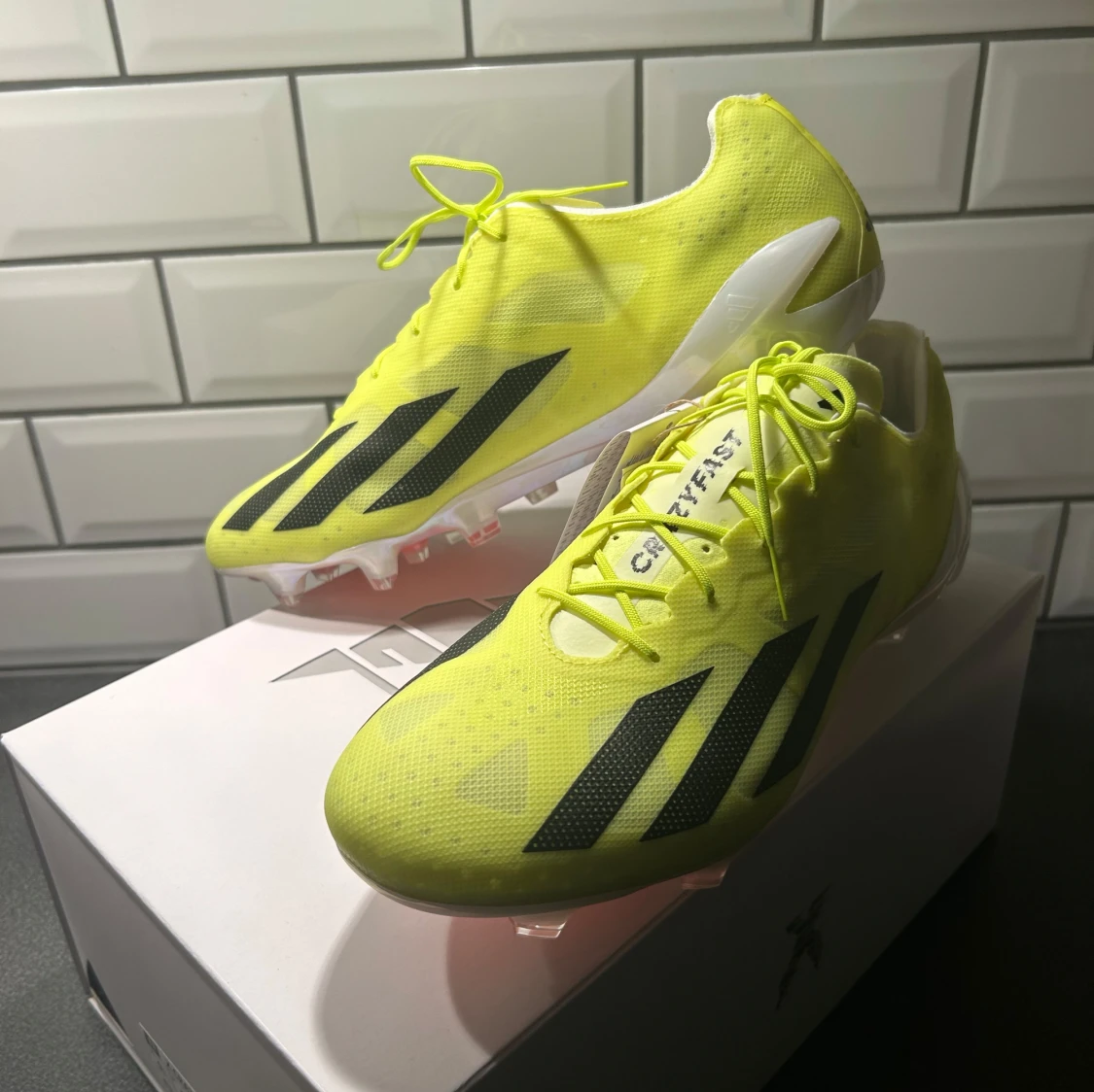 Adidas Fotbollskor  - 92