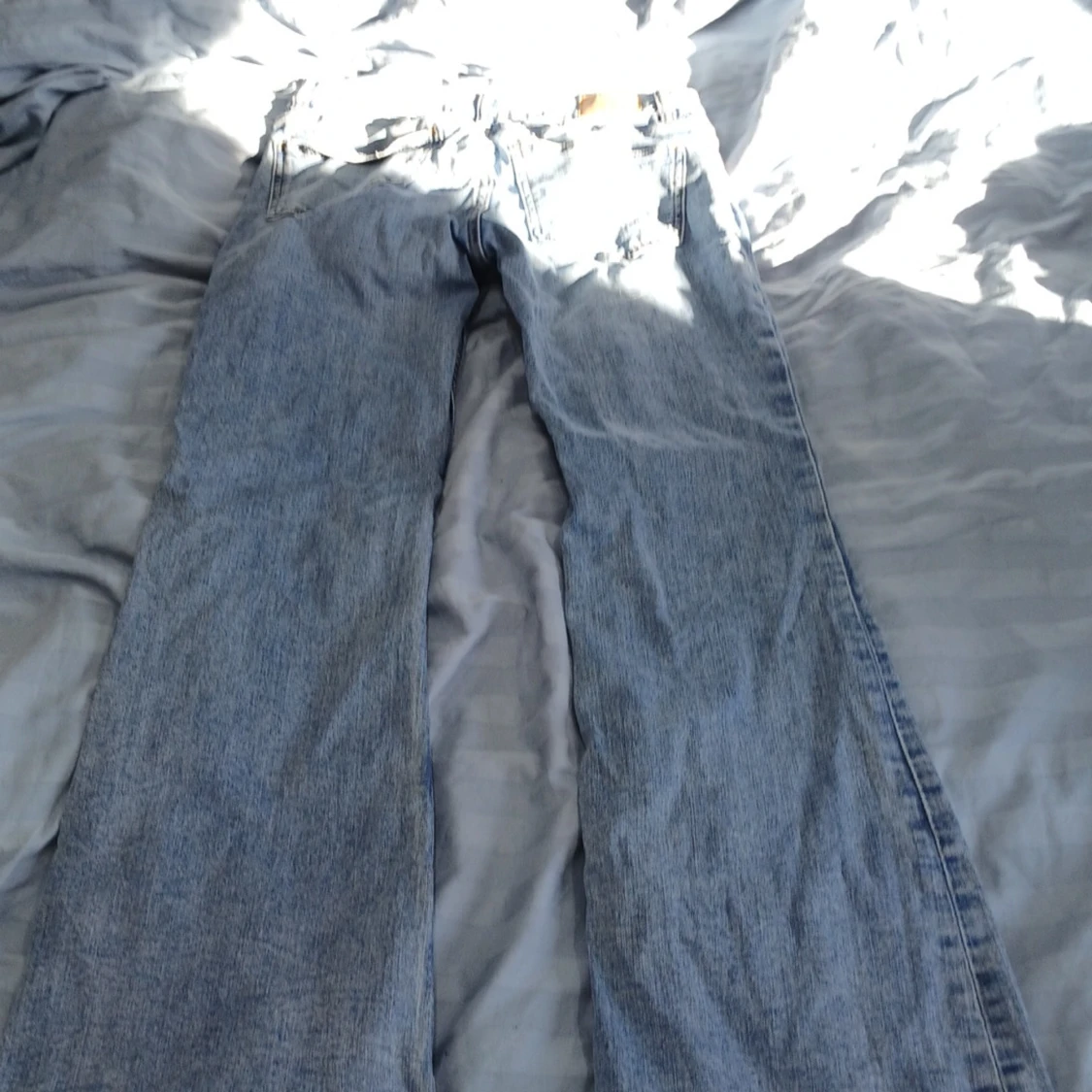 Blå jeans från Gina Tricot - 1