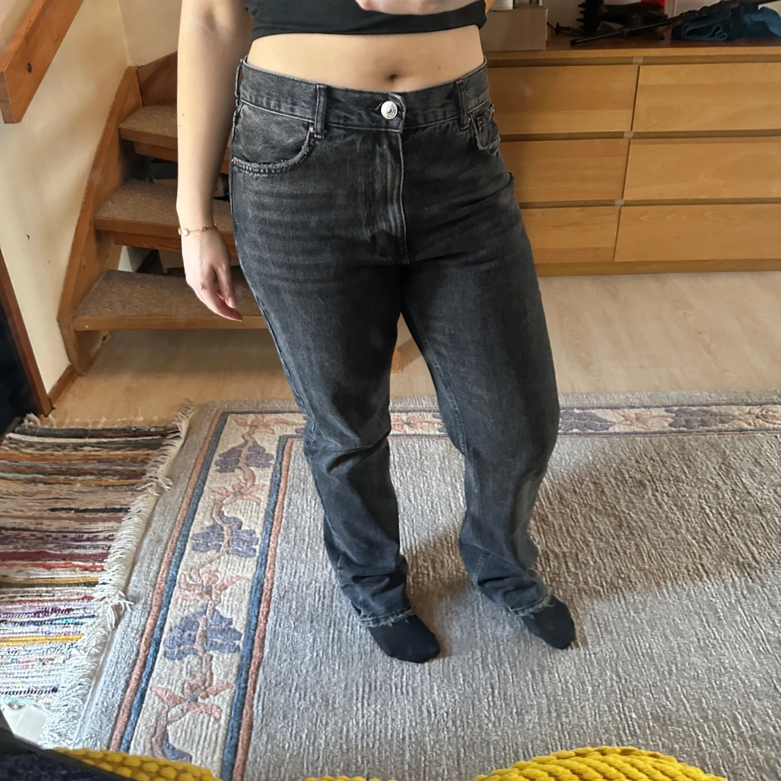 Svarta jeans med hög midja - 1