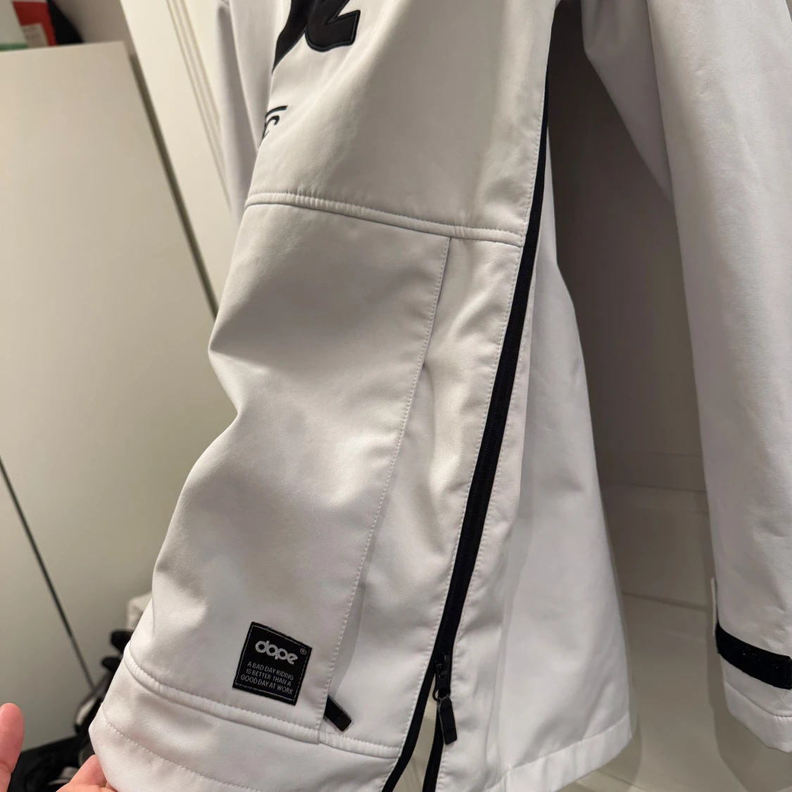 Vit jacka från Dope - 3