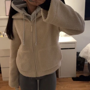 Pile jacka  - Super fin pile jacka från hm ❤️