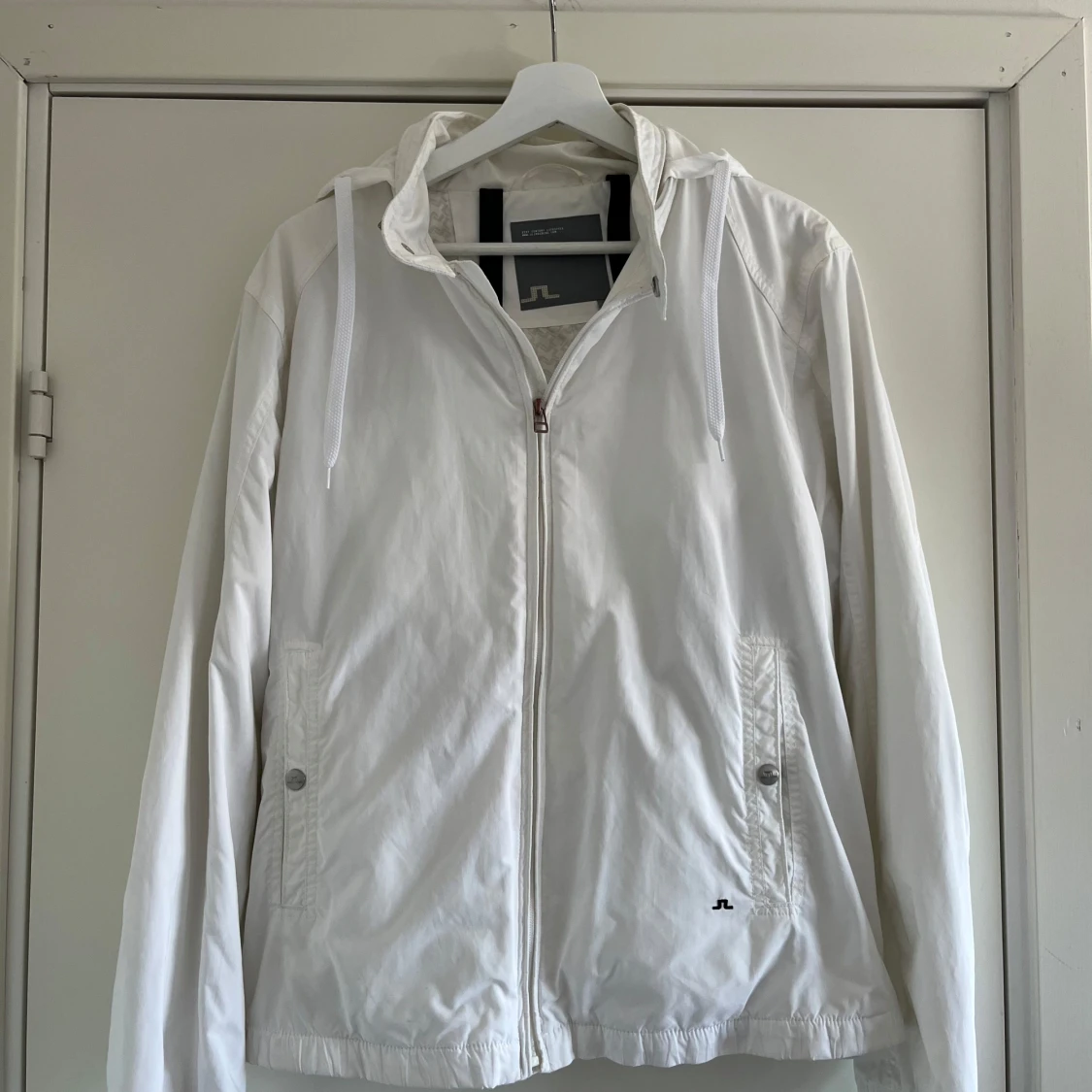 vindjacka från J.Lindeberg