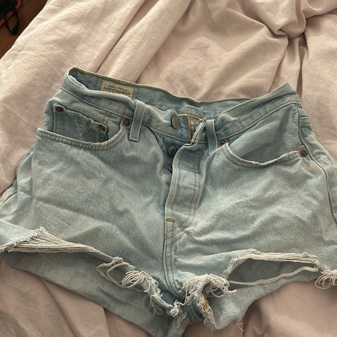 Ljusa jeansshorts från Levi's - 3
