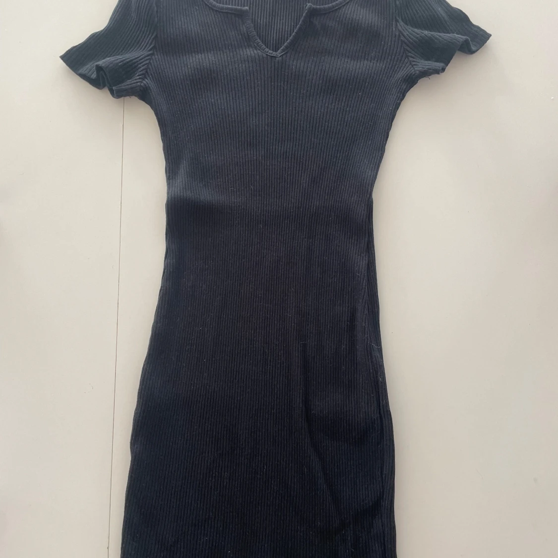 Svart ribbad klänning från Shein