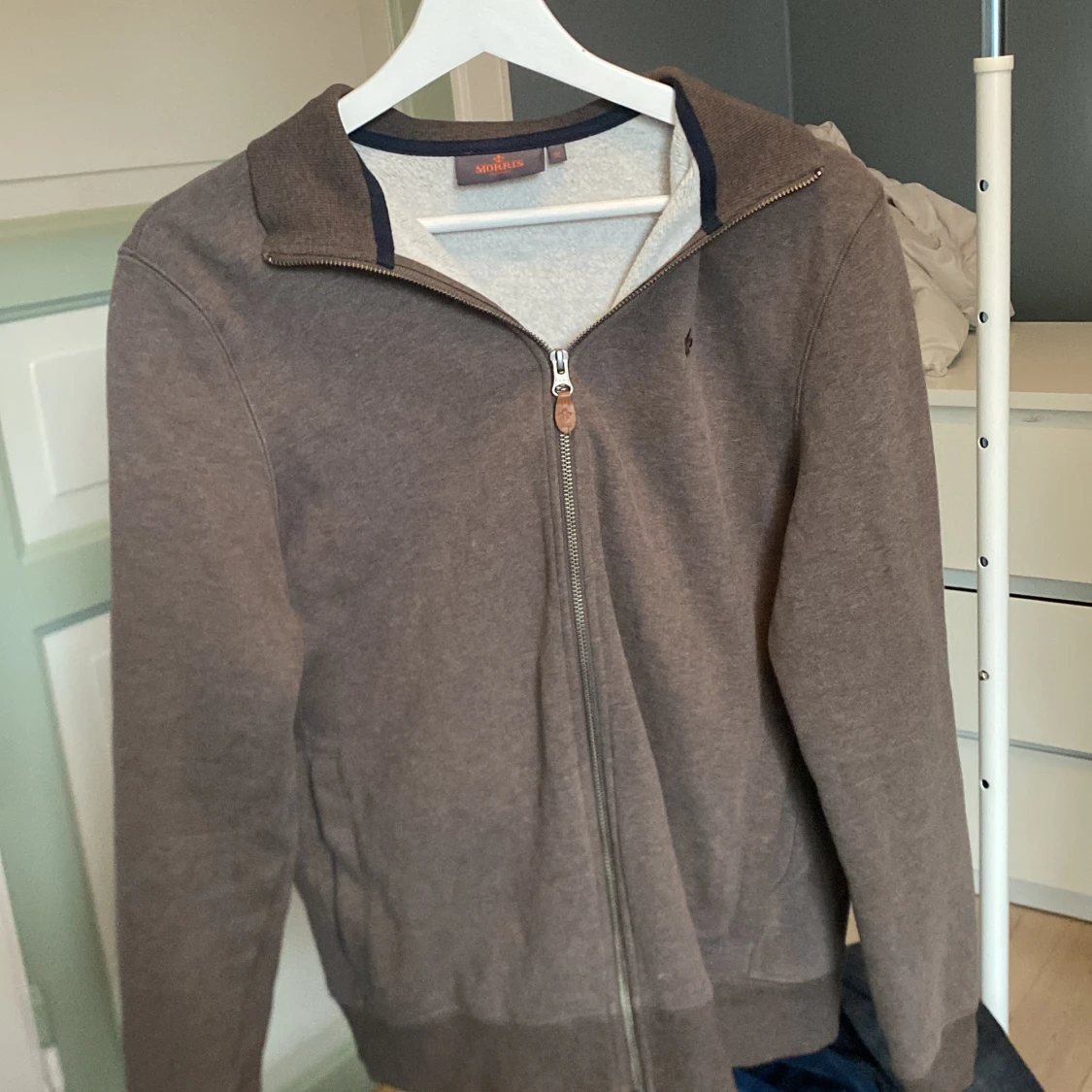 Hel zip brun morris hoodie  - 90