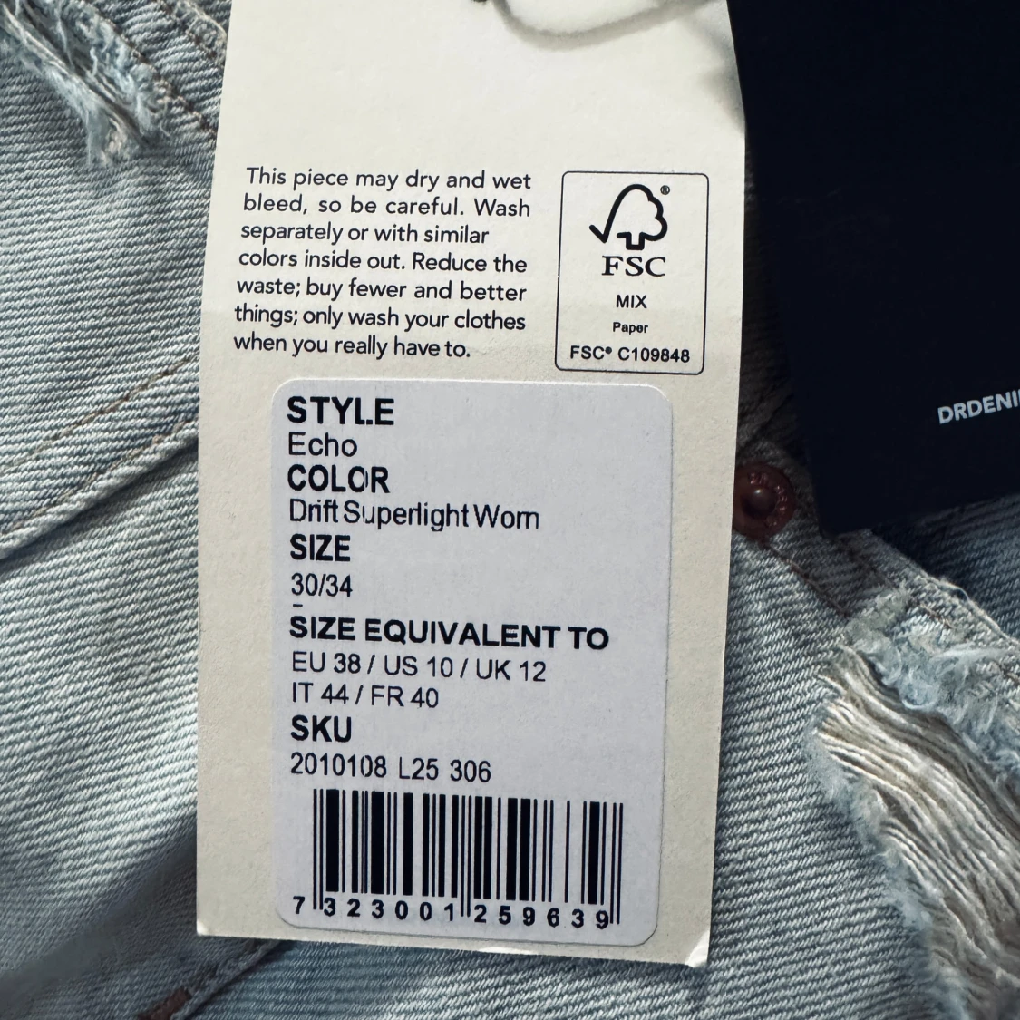 De. Denim highwaist ljusblåa - 93