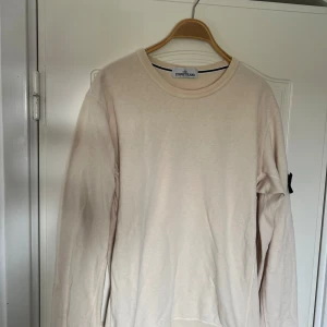 Stone island tröja - storlek L bra skicka 