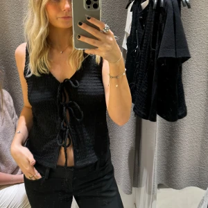 Linne ginatricot - Säljer detta coola linnet från Gina tricot. Helt oanvänd säljer för de inte används ❤️❤️