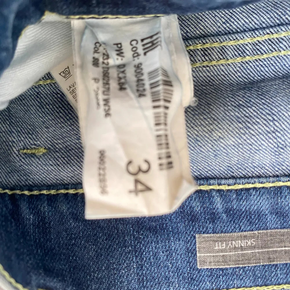 Dondup jeans skick mycket bra  Nypris 3000kr men mitt pris 599. Jeans & Byxor.