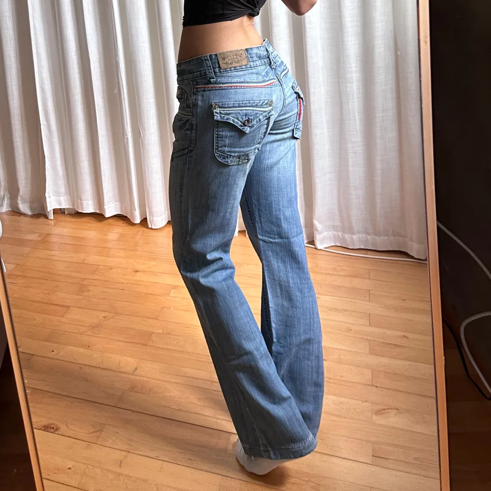 Vintage från R.Marks med fina bakfickor💓midja 40 innerben 79 jae 165. Jeans & Byxor.