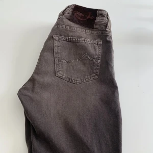 Jacob Cohen Jeans - Snygga Jacob Cohen jeans storlek 31 comfort modell 622 producerade och handgjorda i Italien 🇮🇹 