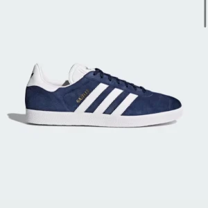 Gazell skor  - Säljer mina helt oanvända gazell skor från adidas. Ordinarie pris 1300kr. 💗