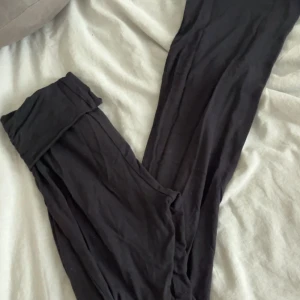 Svarta Yogapants  - Storlek Xs 
