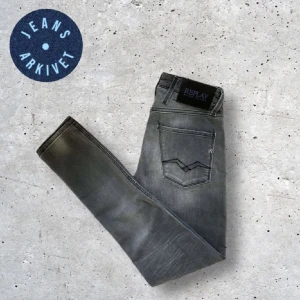 Replay anbass - svin snygga replay anbass med bra passform och skön tvätt.10/10 skick. Modellen är 183. Skriv om ni har några frågor 💬 