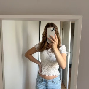 Spets topp - Spetstopp från gina, använt 3 gånger💕