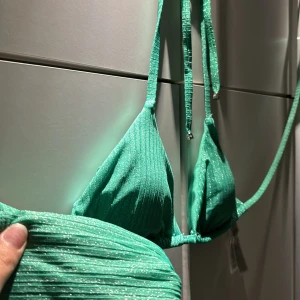 Grön bikini  - Aldrig använd!!!