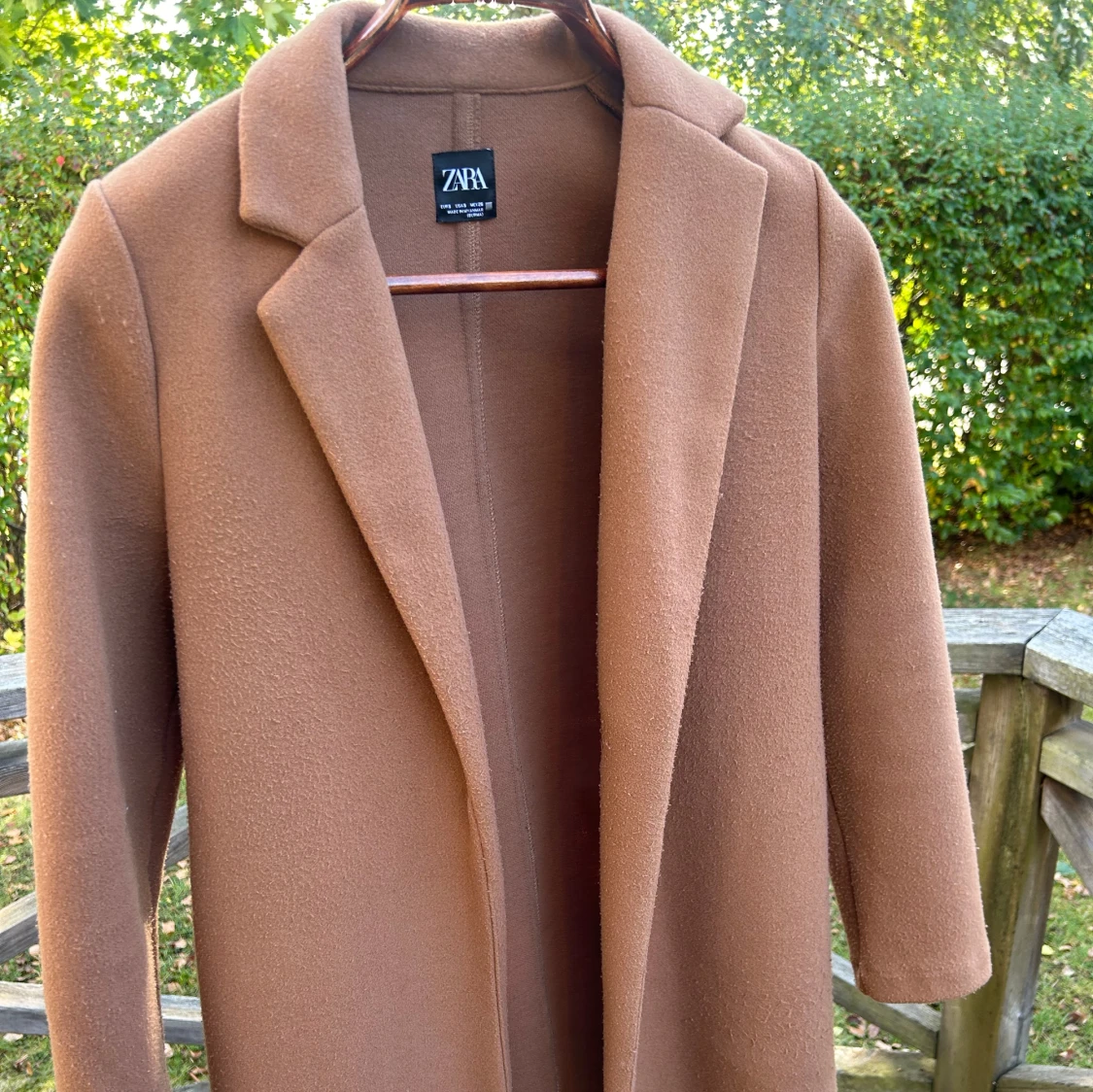 Brun lång kappa från Zara - 92