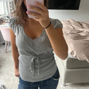 Topp med knytning - Så söt!