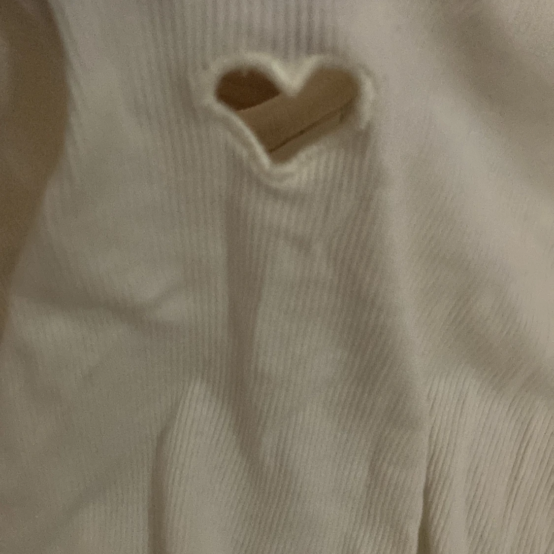 Vit ribbad topp från H&M - 1