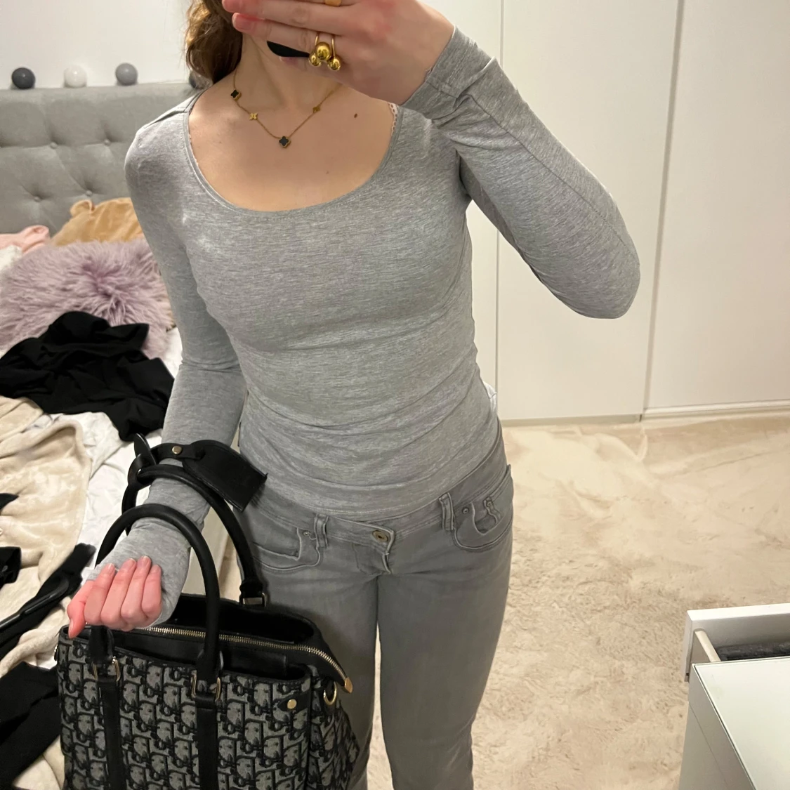 Grå långärmad topp - 1